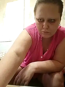 Snapshot of Tupo070481 chatting on 05/24/26, 02:11 Tupo070481 online show from 05/24/26, 02:11