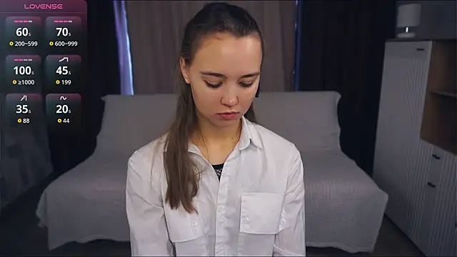 Snapshot of KayleenCurtis chatting on 09/11/25, 05:18 KayleenCurtis online show from 09/11/25, 05:18