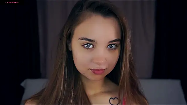 Snapshot of KayleenCurtis chatting on 11/01/25, 05:25 KayleenCurtis online show from 11/01/25, 05:25