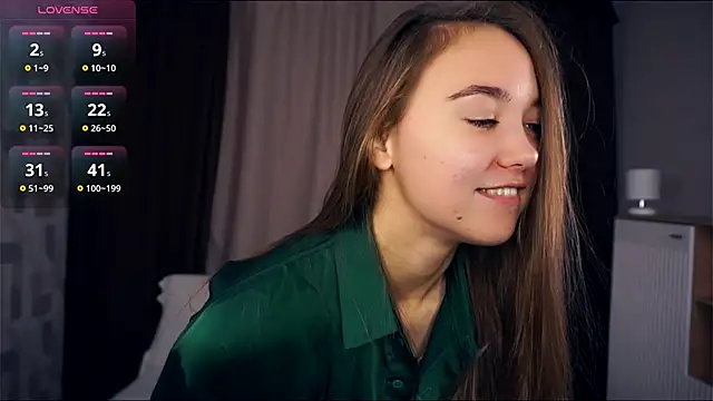 Snapshot of KayleenCurtis chatting on 10/10/25, 05:08 KayleenCurtis online show from 10/10/25, 05:08