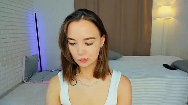 Snapshot of KayleenCurtis chatting on 07/01/26, 04:35 KayleenCurtis online show from 07/01/26, 04:35