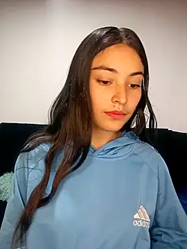 Snapshot of hotwife26 chatting on 02/09/26, 08:12 hotwife26 online show from 02/09/26, 08:12