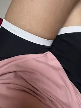 crazy111girl online show from 11/08/25, 07:06