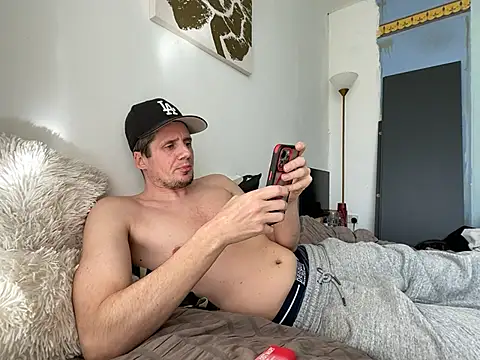 shyandchilling online show from 03/05/26, 02:46