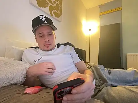 shyandchilling online show from 03/29/26, 04:30