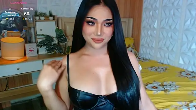 ValeriaHelaby online show from 11/15/25, 04:00