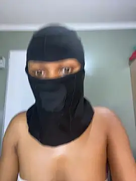 Sexy blackwoman online show from 03/23/26, 06:52