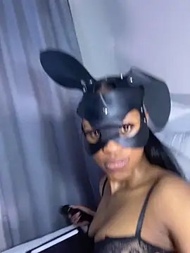 Sexy blackwoman online show from 10/05/25, 04:31