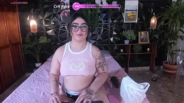 April  foxx online show from 10/26/25, 03:34