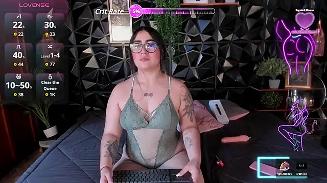 April  foxx online show from 11/11/25, 02:23