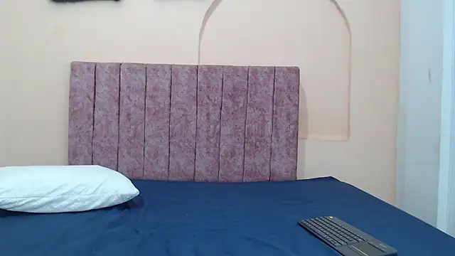 aiiram hard sex online show from 01/18/26, 12:58