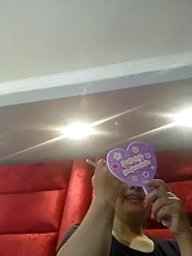 VictoriaFerro online show from 12/18/25, 12:53