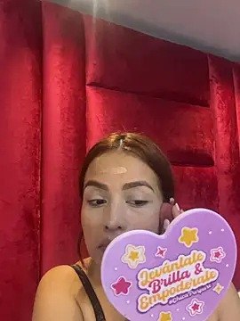 Snapshot of VictoriaFerro chatting on 07/03/26, 01:06 VictoriaFerro online show from 07/03/26, 01:06