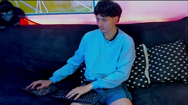 Dioniso guy8 online show from 04/03/26, 09:10