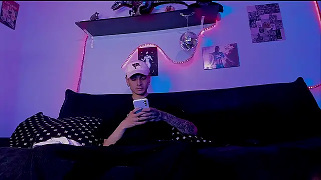 Dioniso guy8 online show from 04/17/26, 09:28