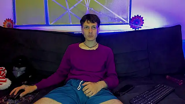 Dioniso guy8 online show from 12/19/25, 08:33