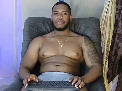 BenjaminCol  online show from 10/29/25, 10:09