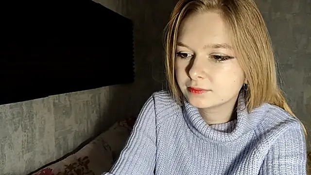 LiaVibes online show from 12/19/25, 07:22