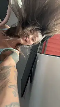 alysa g  online show from 11/22/25, 10:19