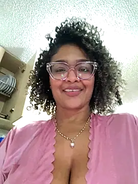 BiiancaEstradaa online show from 02/13/26, 02:22