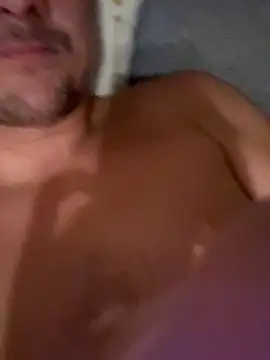 Snapshot of euphoria199527 chatting on 09/29/25, 09:09 euphoria199527 online show from 09/29/25, 09:09