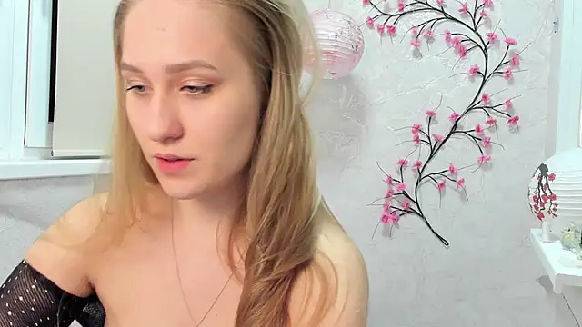 sofamuffin online show from 04/04/26, 11:22