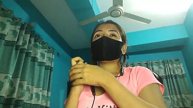 meghbalikargolponoy09 online show from 12/14/25, 01:17