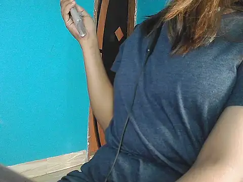 meghbalikargolponoy09 online show from 11/16/25, 09:25