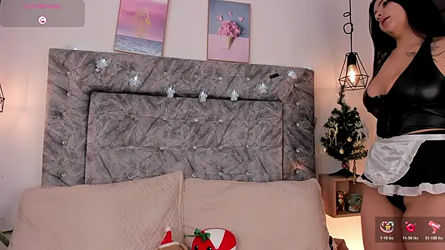 Seraphyne666 online show from 11/22/25, 07:24