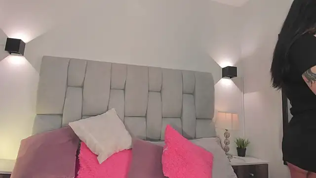 Seraphyne666 online show from 03/27/26, 05:36