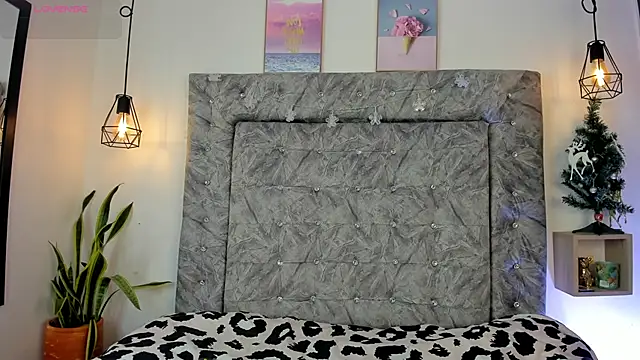 Seraphyne666 online show from 11/27/25, 07:25