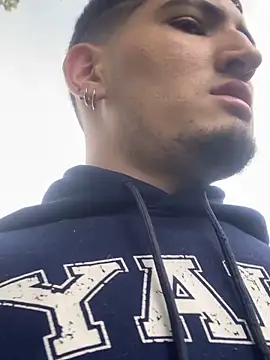 Ian kai online show from 10/16/25, 09:34