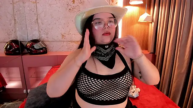 Lushi Love online show from 11/05/25, 10:02