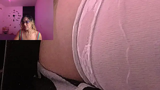 Skarleth Diaz online show from 10/17/25, 04:05