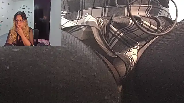 Skarleth Diaz online show from 10/12/25, 03:30