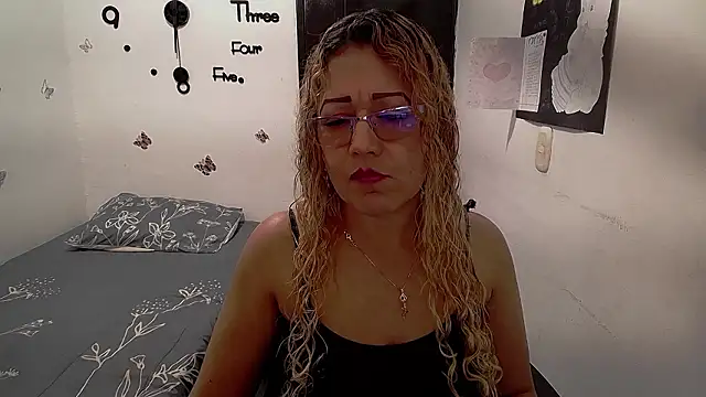 Snapshot of Skarleth_Diaz chatting on 02/10/26, 08:30 Skarleth Diaz online show from 02/10/26, 08:30