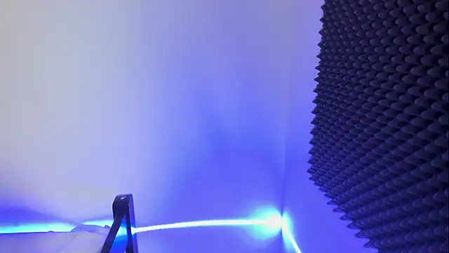 Im naho online show from 10/07/25, 03:40