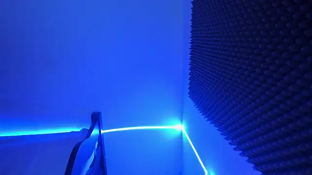 Im naho online show from 10/11/25, 03:07