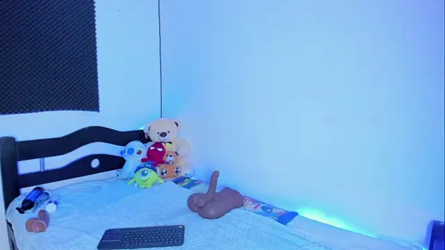 Im naho online show from 10/02/25, 03:21