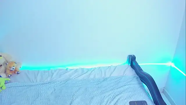 Im naho online show from 04/24/26, 09:39