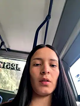 Mia jhoonson online show from 11/18/25, 09:18