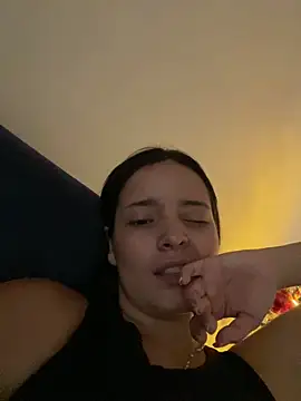 Mia jhoonson online show from 11/27/25, 03:34