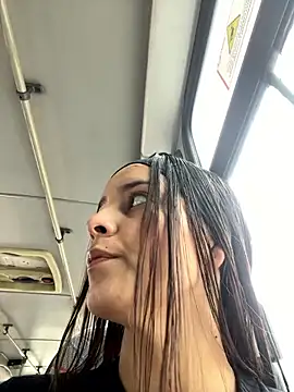 Mia jhoonson online show from 11/04/25, 03:38