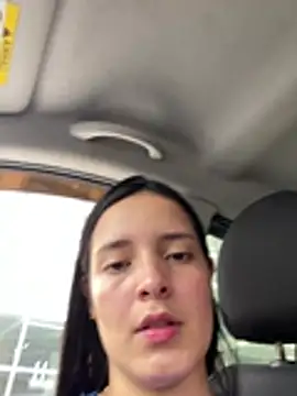 Mia jhoonson online show from 01/08/26, 04:02