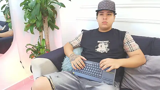 Naim Bennetsex online show from 10/21/25, 06:40