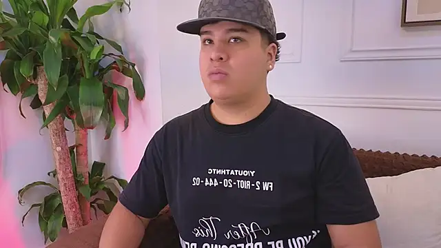 Naim Bennetsex online show from 04/13/26, 06:56