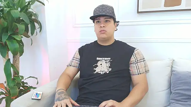 Naim Bennetsex online show from 12/22/25, 06:19