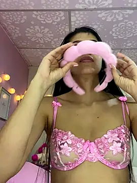 Lenapink19 online show from 11/20/25, 10:31