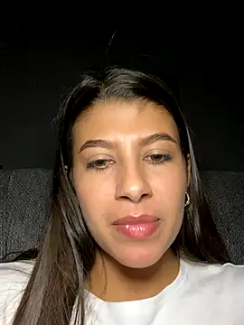 Lenapink19 online show from 10/10/25, 04:13