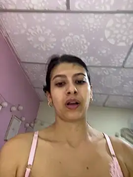 Lenapink19 online show from 11/14/25, 10:46